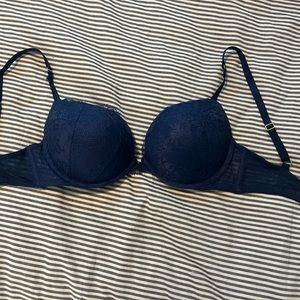 Victoria’s Secret Very Sexy push up 32 DD